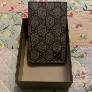 Gucci Tan and Brown GG Card Holder
